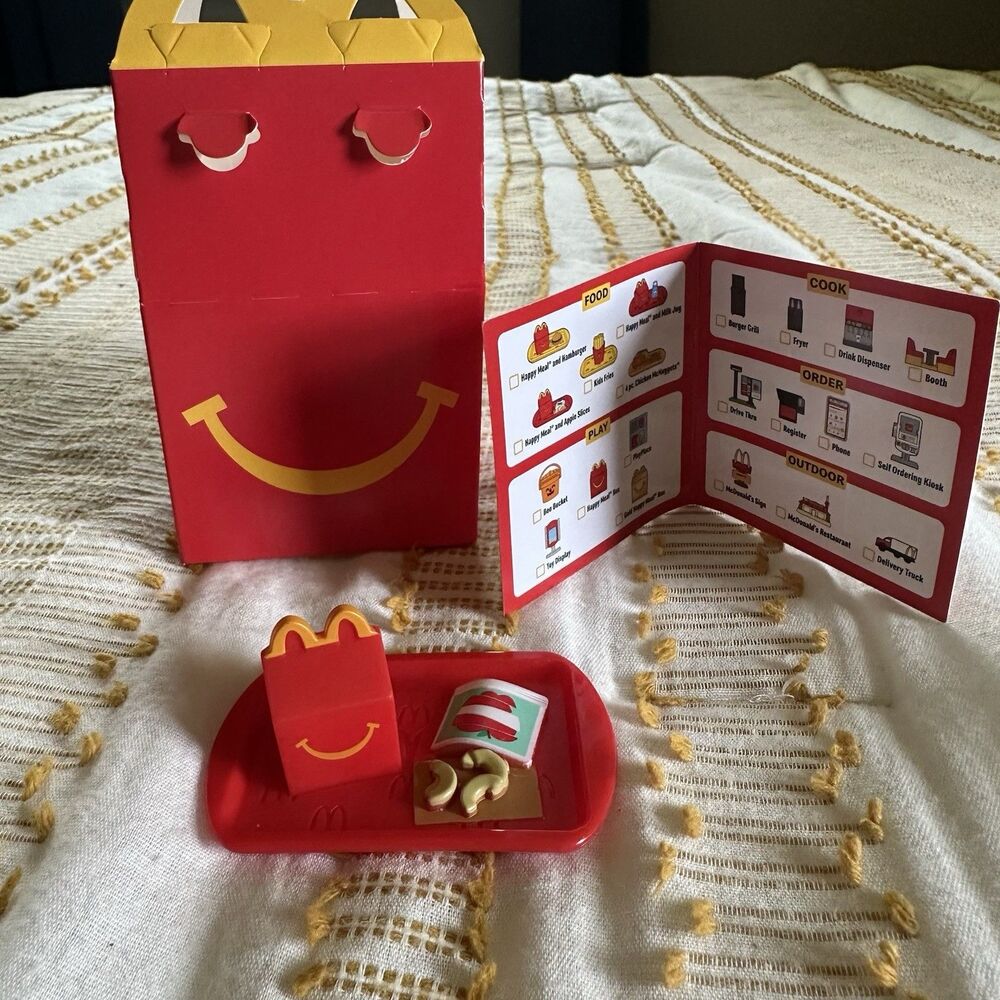 Lil McDonald’s Toy #18 - Happy Meal and Apple Slices - Rare!